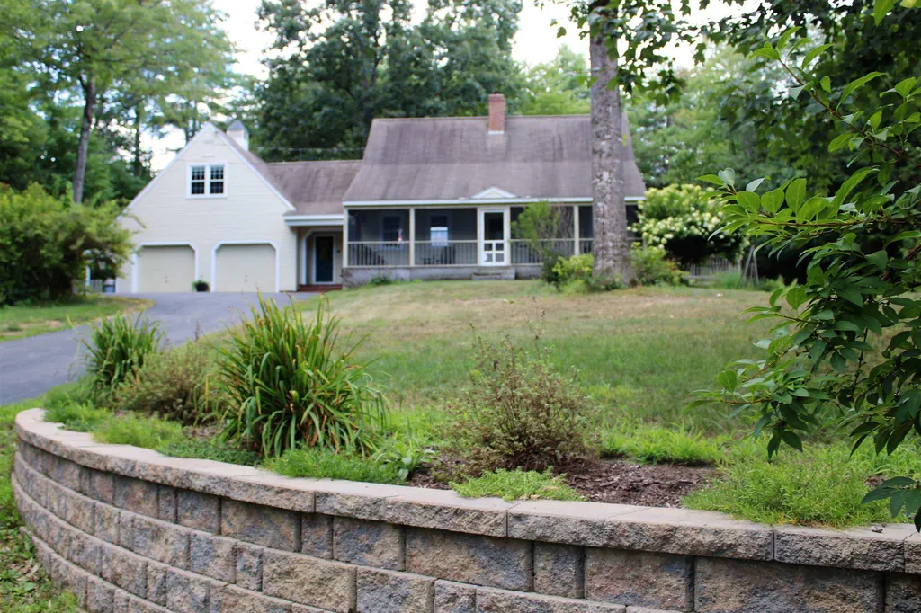 335 Page Road Bow NH 03304
