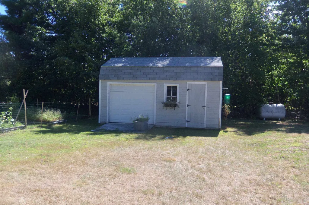 62 Grandview Road Milton NH 03851