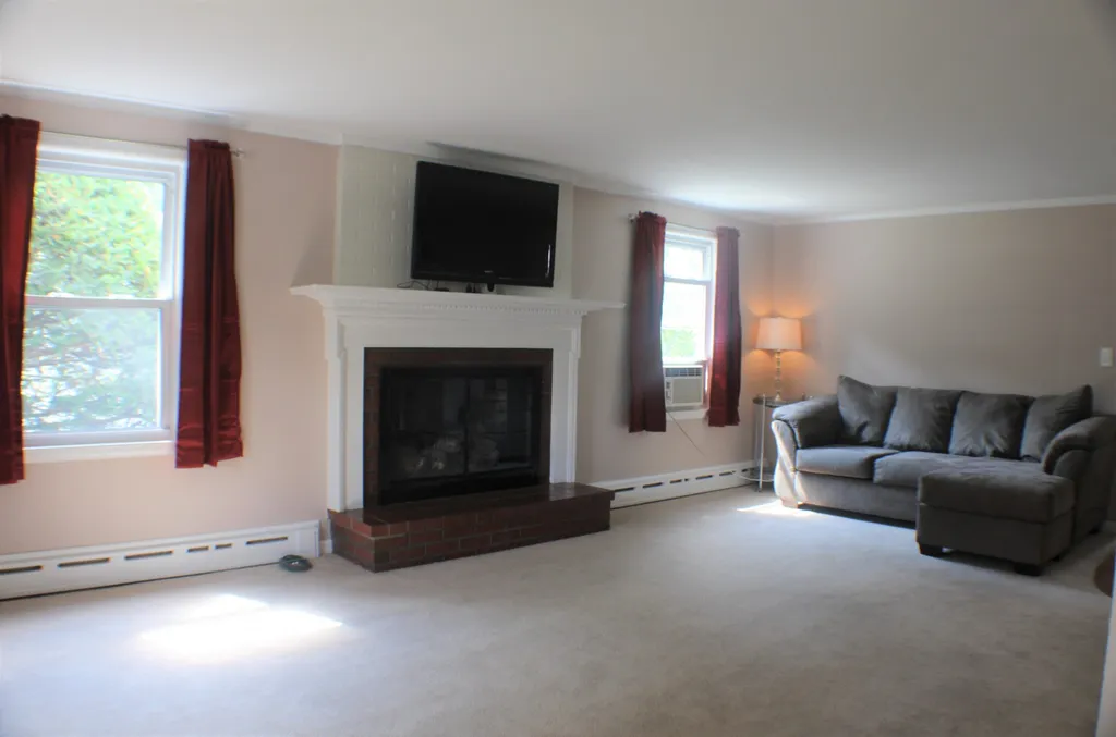 118 Morrill Street Gilford NH 03249