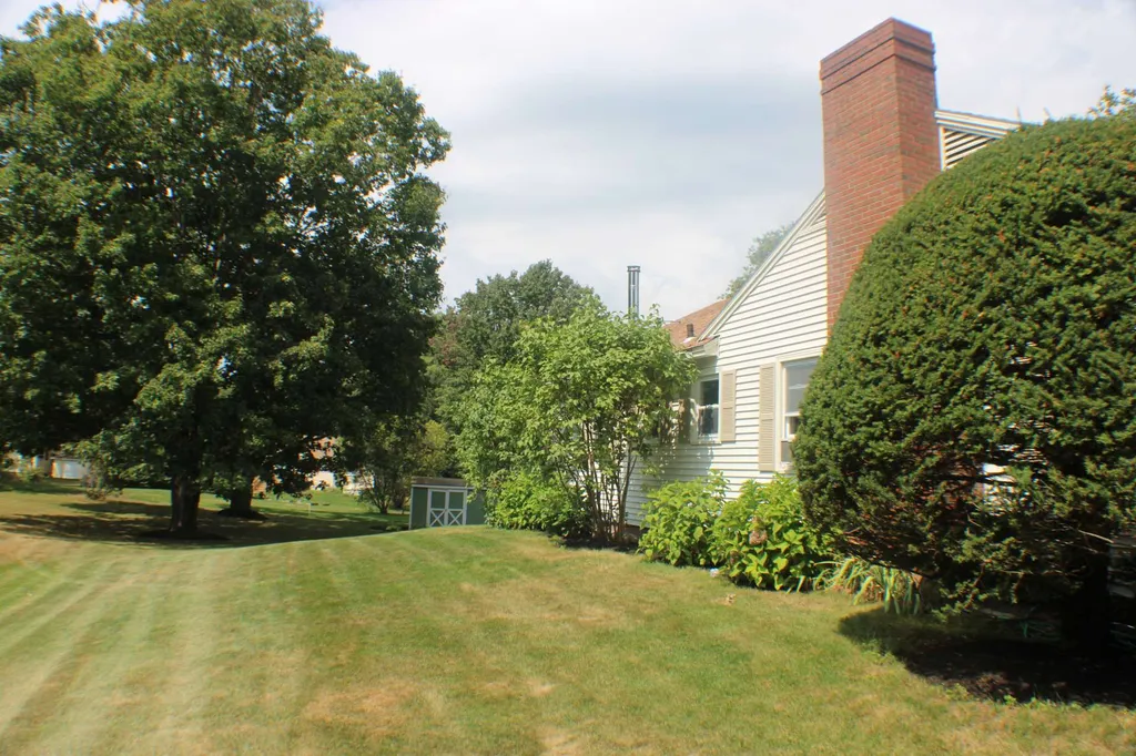 118 Morrill Street Gilford NH 03249