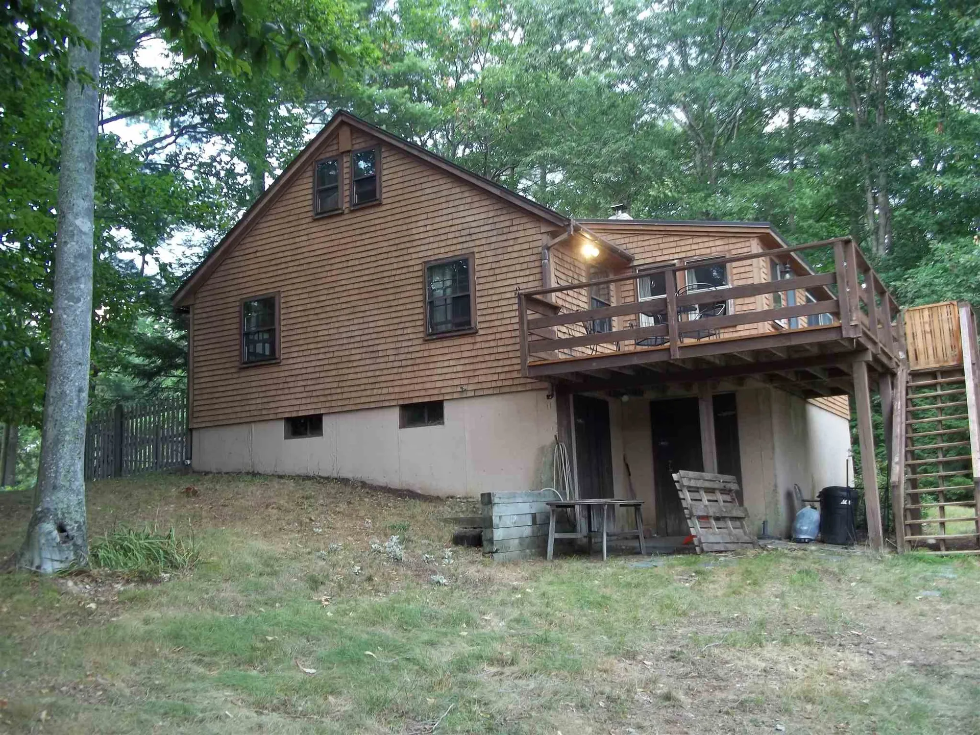 98 North Road Deerfield NH 03037