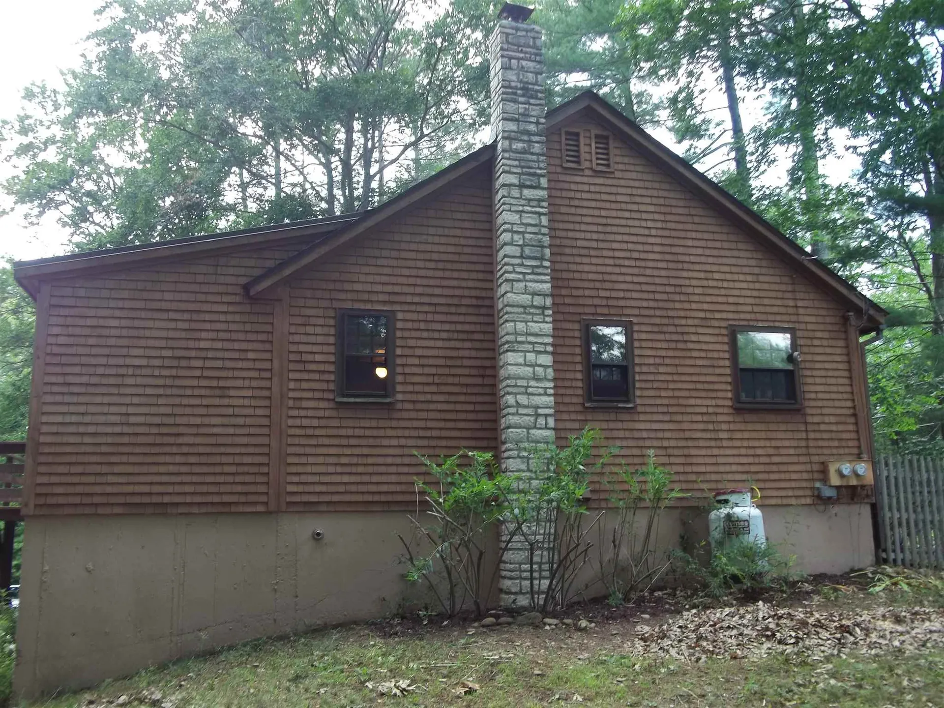98 North Road Deerfield NH 03037