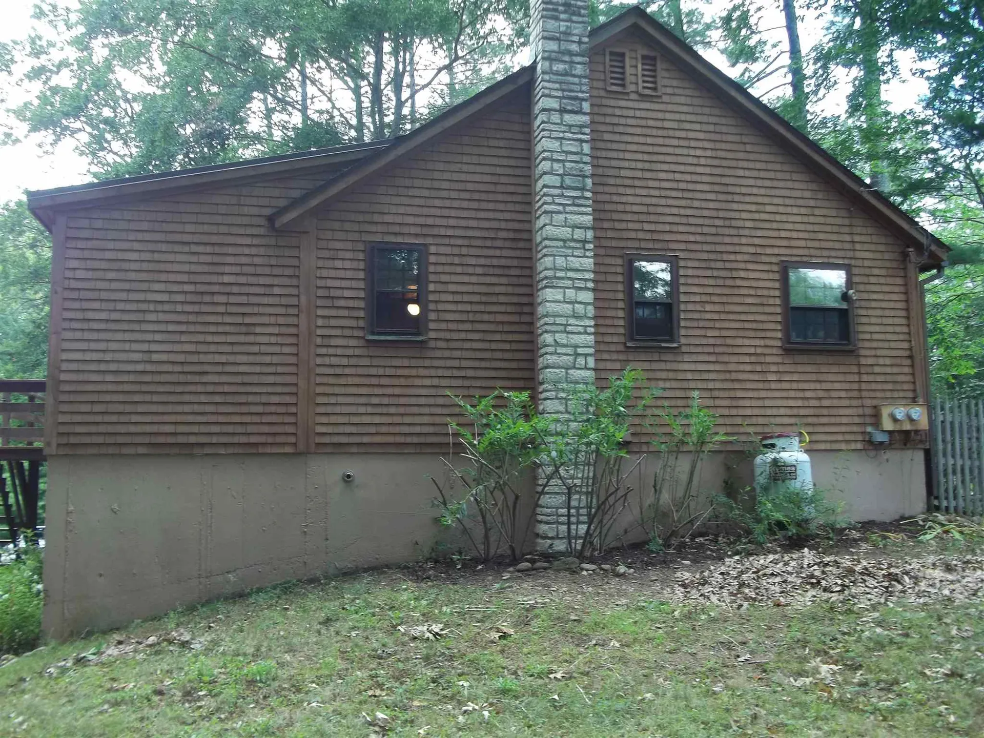 98 North Road Deerfield NH 03037