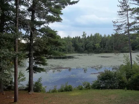 98 North Road Deerfield NH 03037