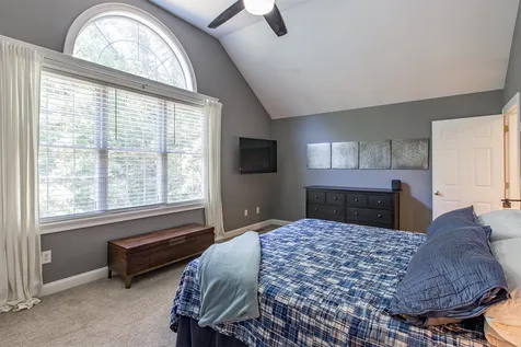 66 Magnolia Lane Newmarket NH 03857