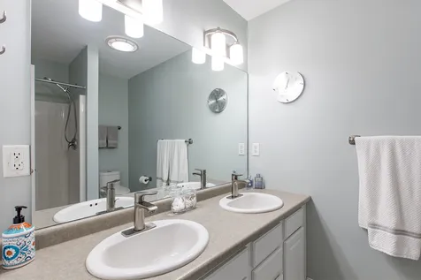 66 Magnolia Lane Newmarket NH 03857