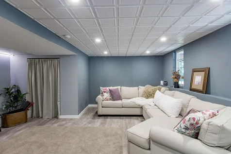 66 Magnolia Lane Newmarket NH 03857
