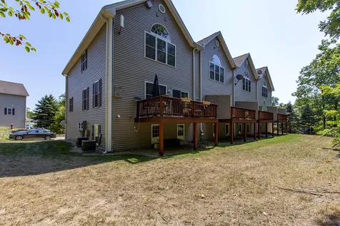 66 Magnolia Lane Newmarket NH 03857