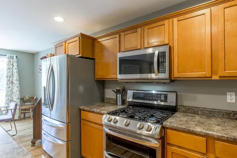 66 Magnolia Lane Newmarket NH 03857