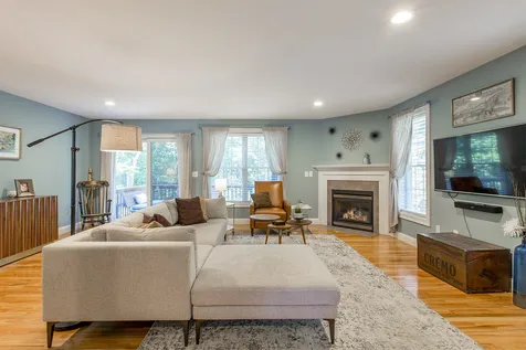 66 Magnolia Lane Newmarket NH 03857