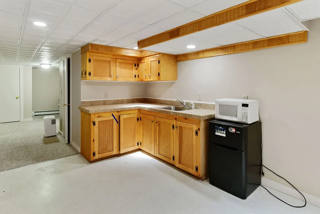 190 Meadow Road Portsmouth NH 03801