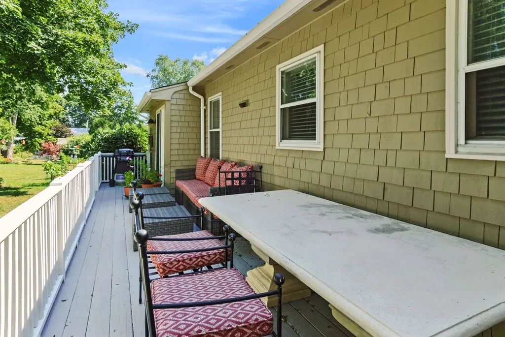 190 Meadow Road Portsmouth NH 03801