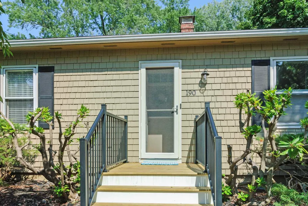 190 Meadow Road Portsmouth NH 03801
