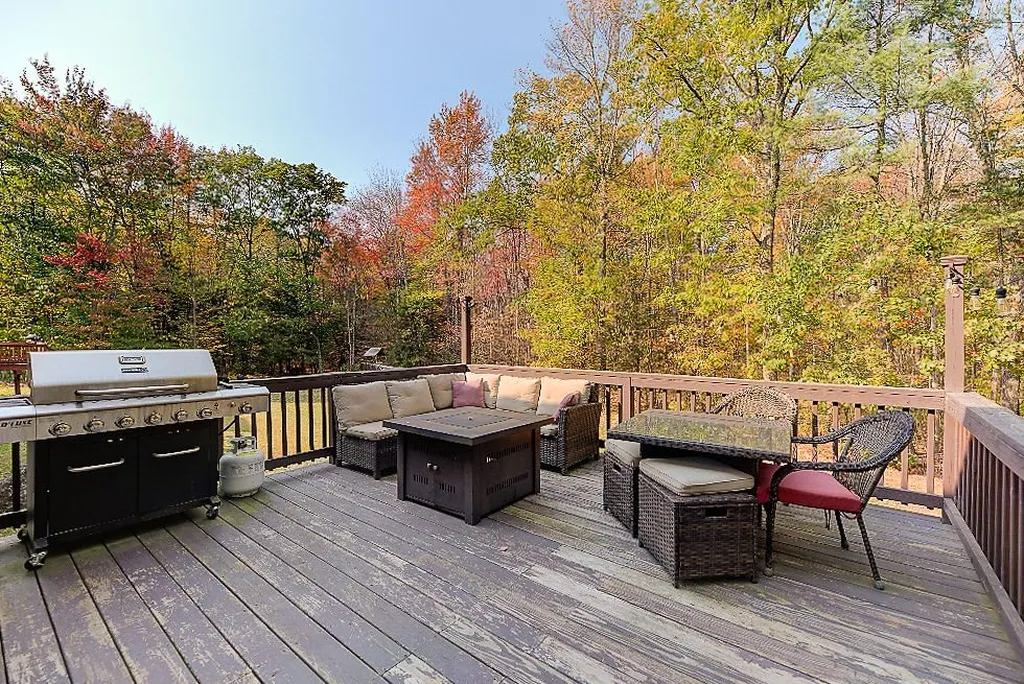 7b Huckins Road Madbury NH 03823