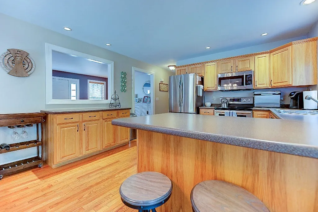 7b Huckins Road Madbury NH 03823