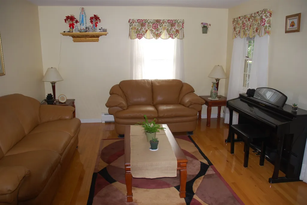 27 Grey Meadow Drive Burlington VT 05401