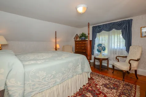 38 Bay Road Farmington NH 03835