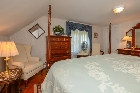 38 Bay Road Farmington NH 03835