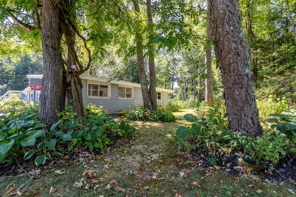 21 Birch Drive Dover NH 03820