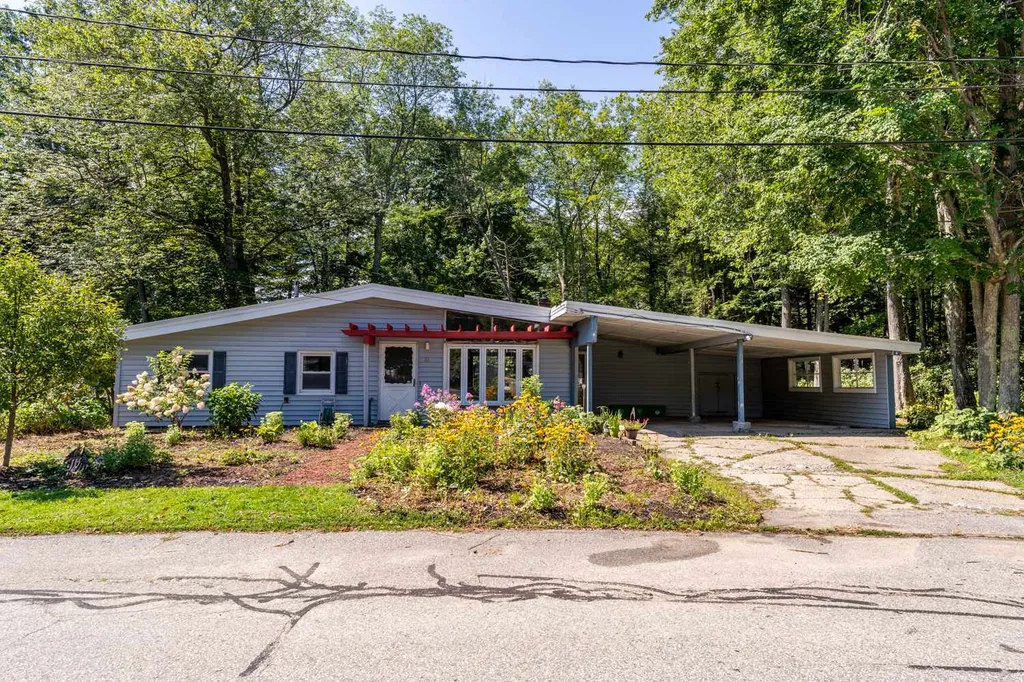 21 Birch Drive Dover NH 03820