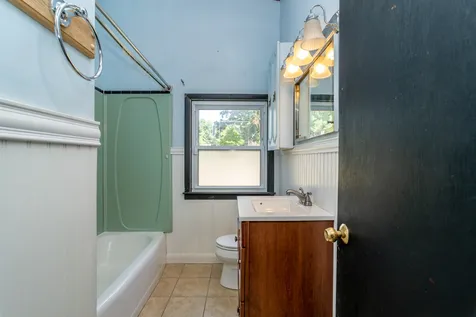 21 Birch Drive Dover NH 03820