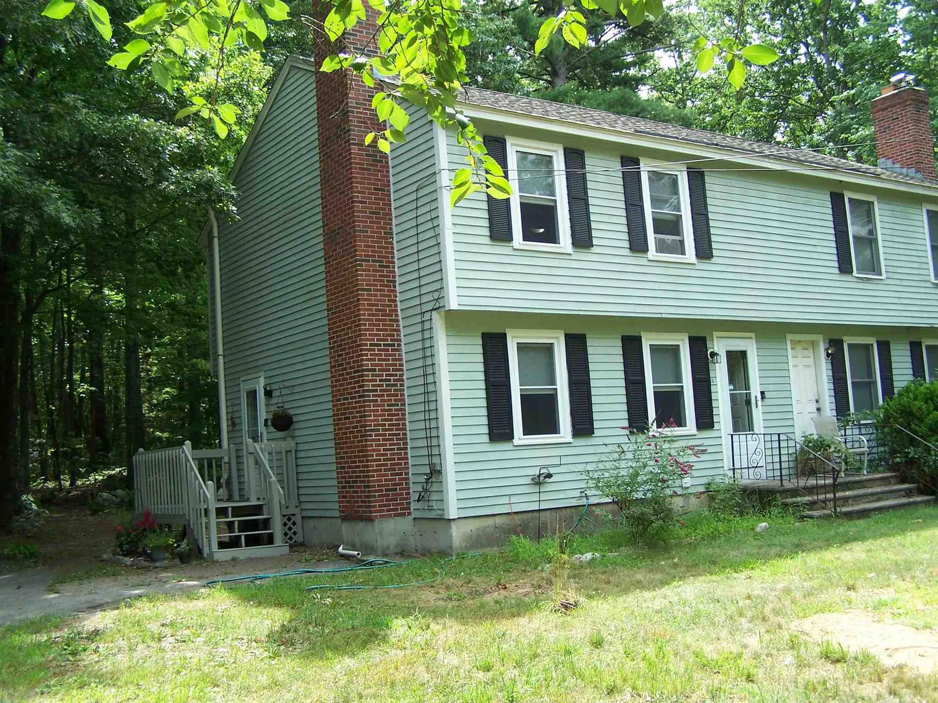 8l Topaz Circle Derry NH 03038