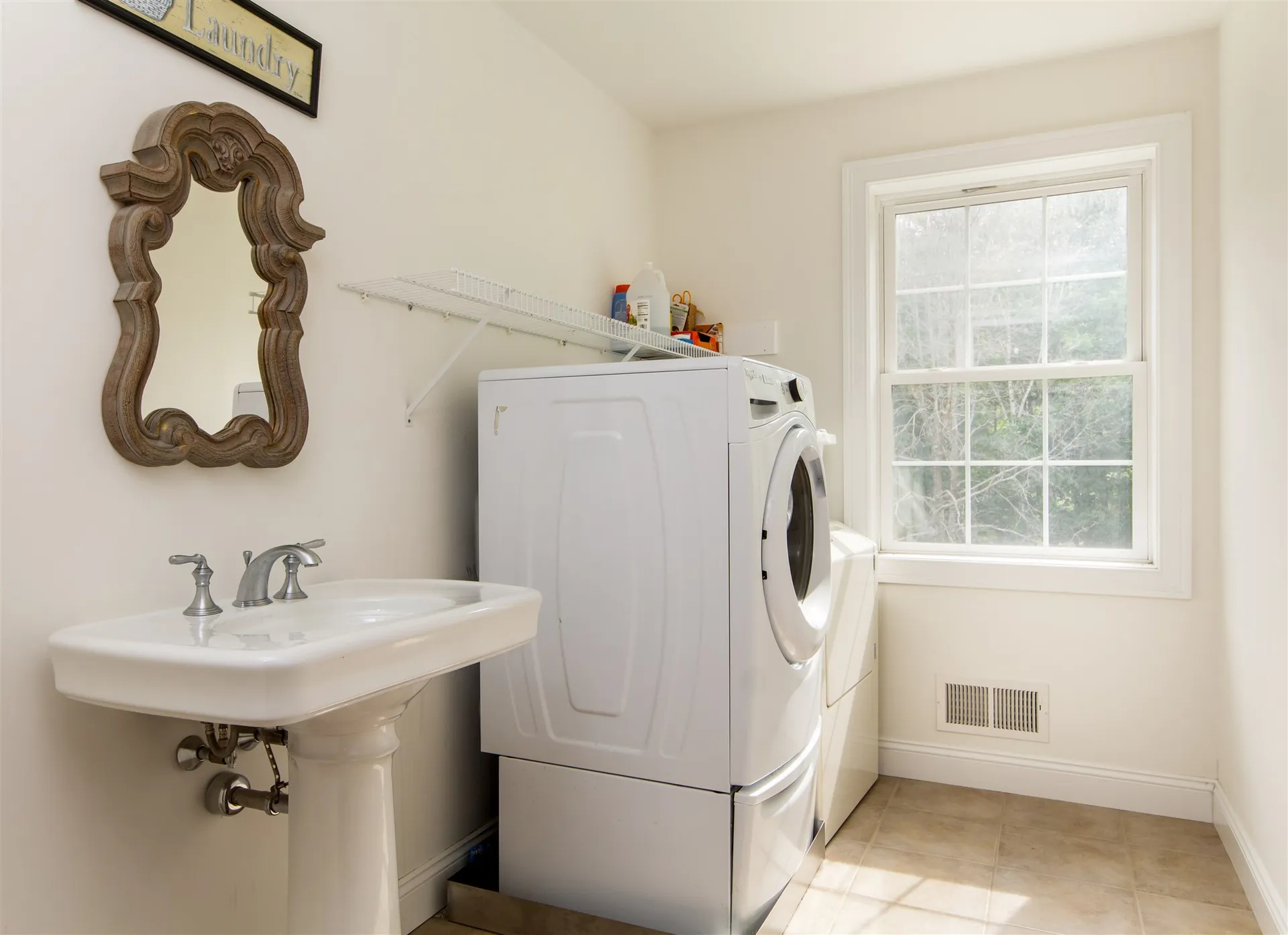 206 Wall Street Colchester VT 05446