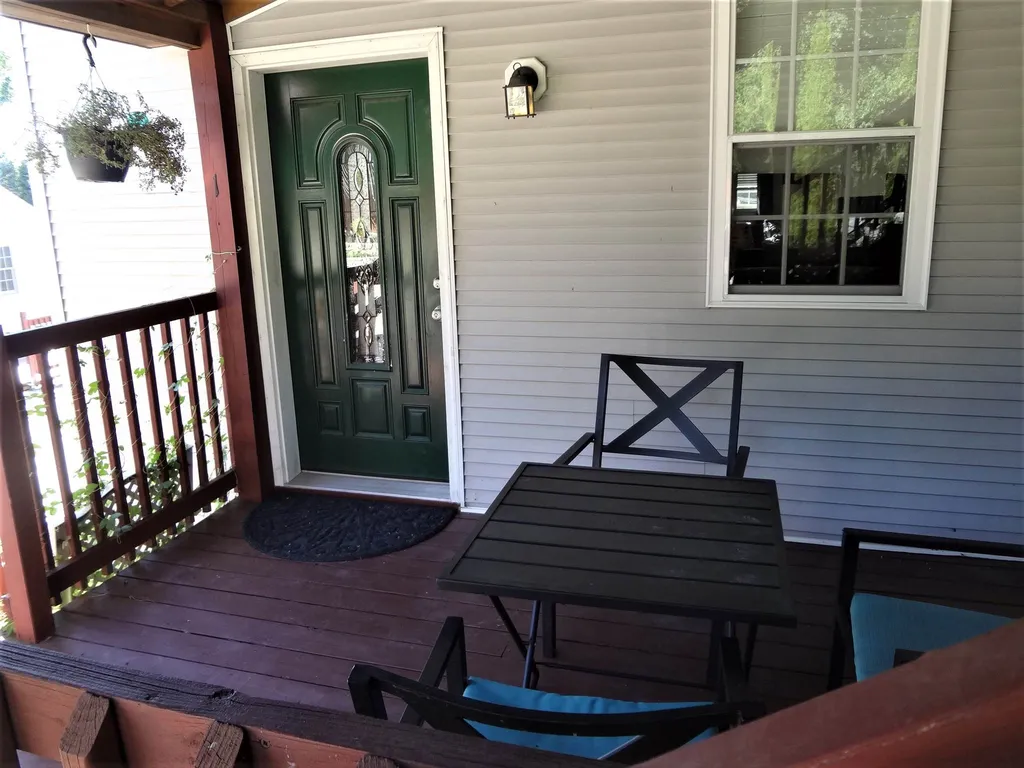 525 Maplewood Avenue Portsmouth NH 03801