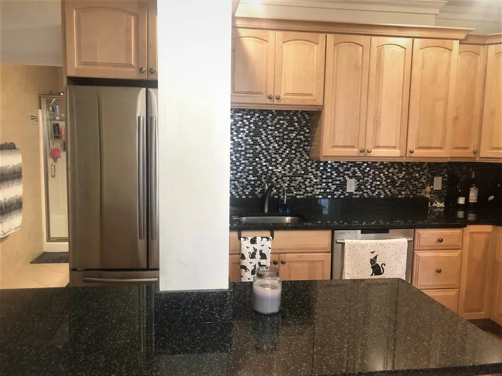 525 Maplewood Avenue Portsmouth NH 03801