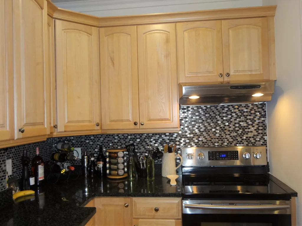 525 Maplewood Avenue Portsmouth NH 03801