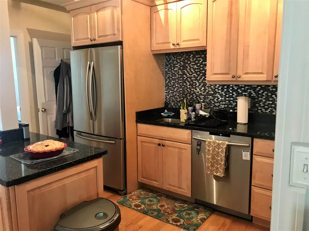 525 Maplewood Avenue Portsmouth NH 03801