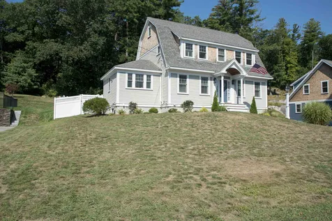 84 Cedar Street Amesbury MA 01913