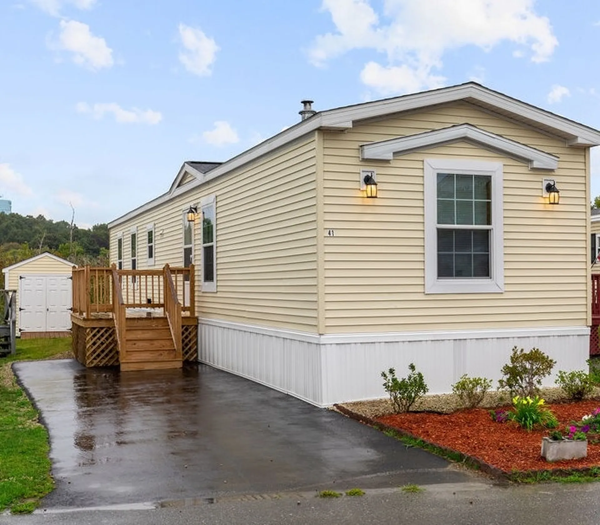 41 Brookwood Drive Salem NH 03079