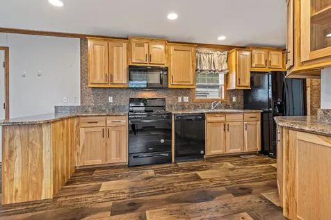41 Brookwood Drive Salem NH 03079