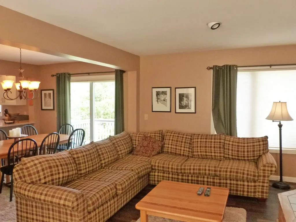 476 South Village Boulevard Warren VT 05674