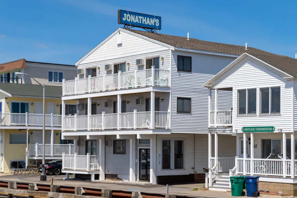 415 Ocean Boulevard Hampton NH 03842