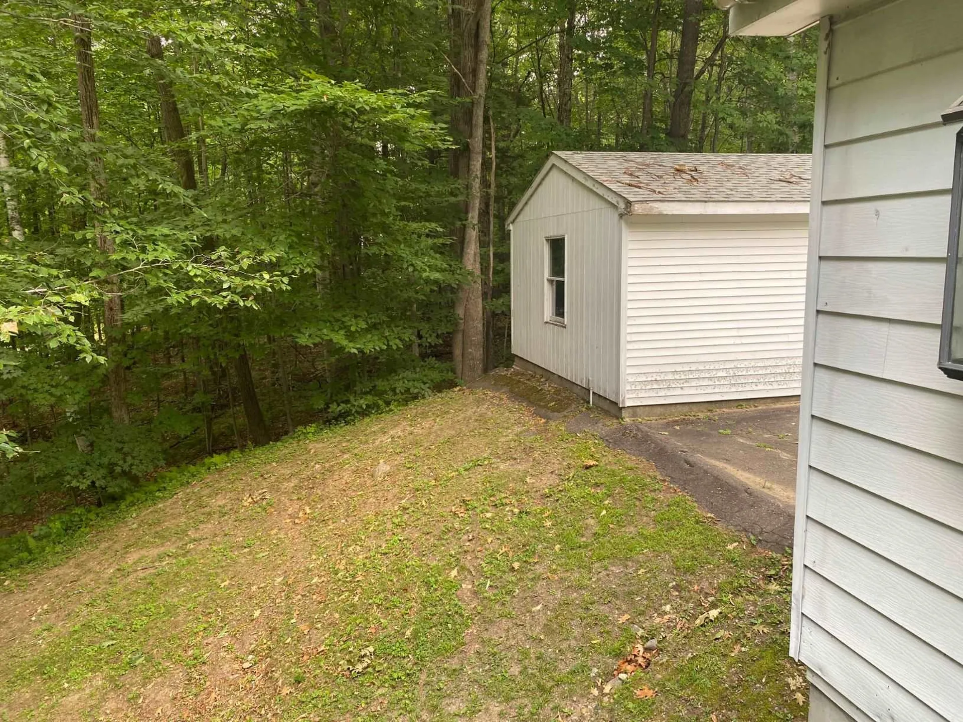22 Merrill Wood Drive Holderness NH 03245