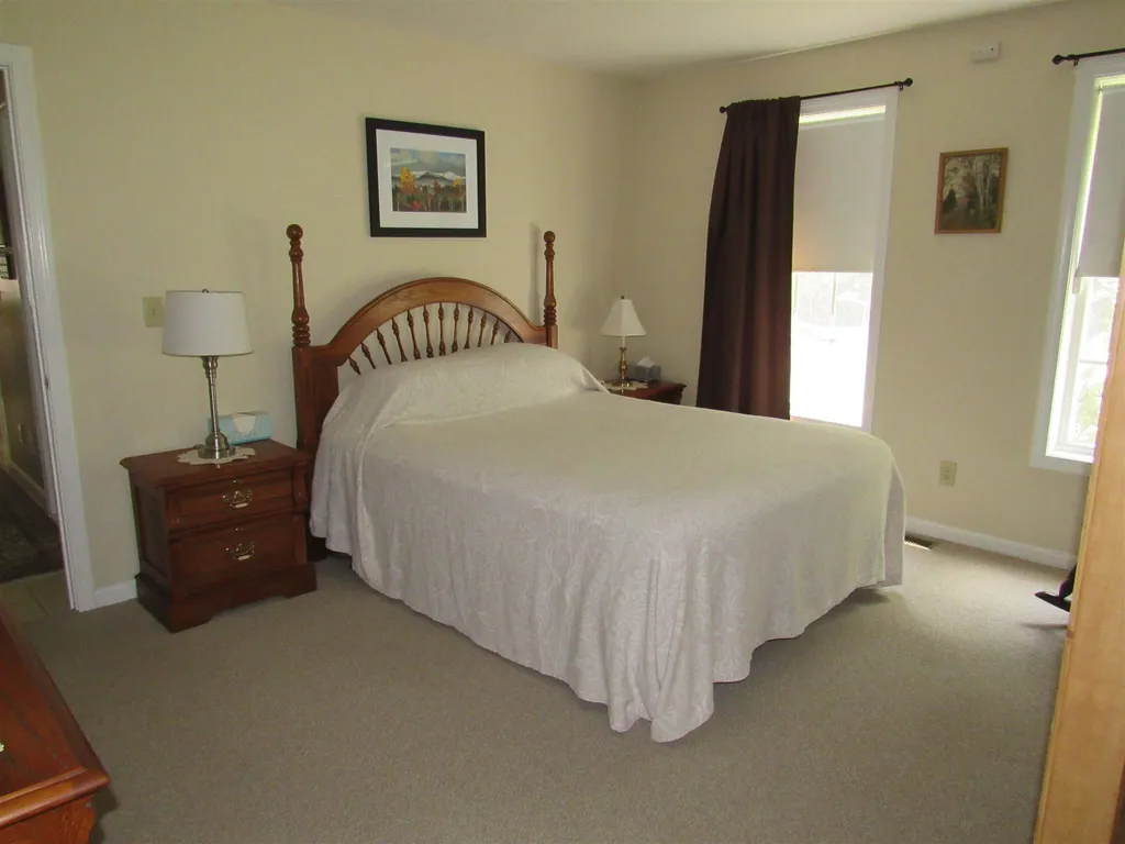 121 Twist Hill Road Dunbarton NH 03046