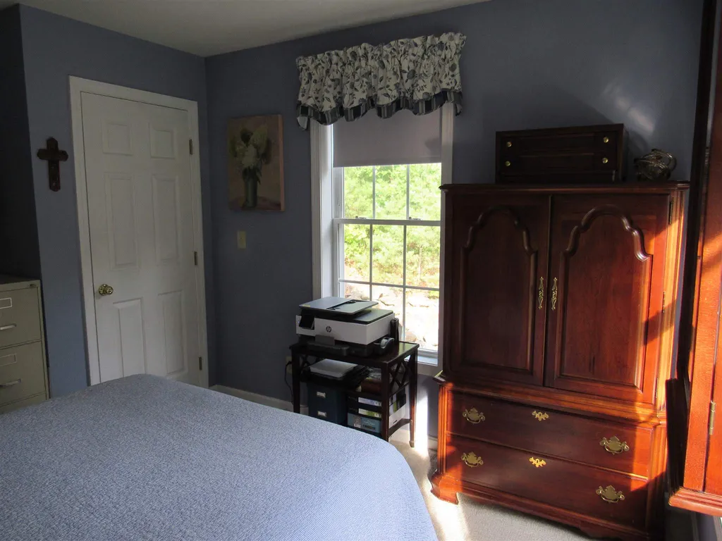 121 Twist Hill Road Dunbarton NH 03046