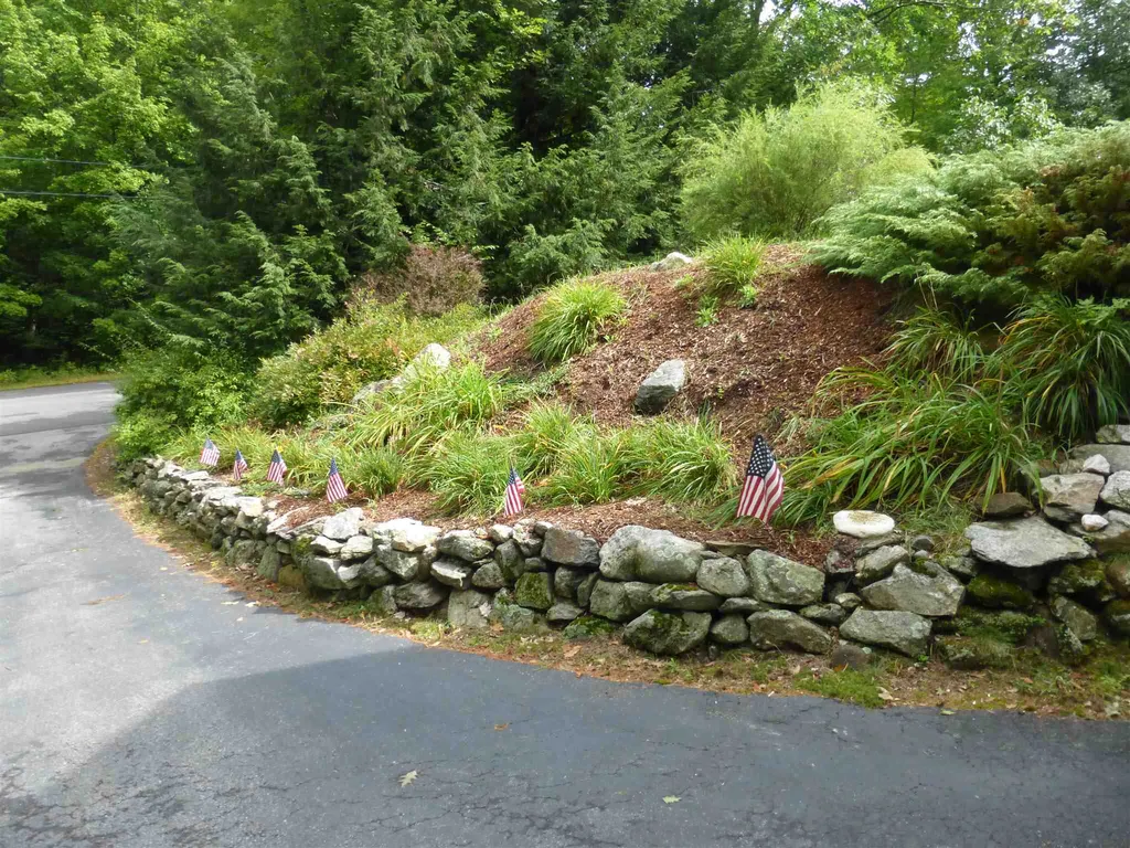 121 Twist Hill Road Dunbarton NH 03046