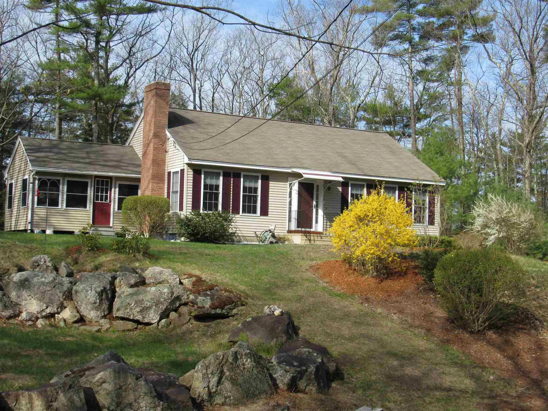 121 Twist Hill Road Dunbarton NH 03046