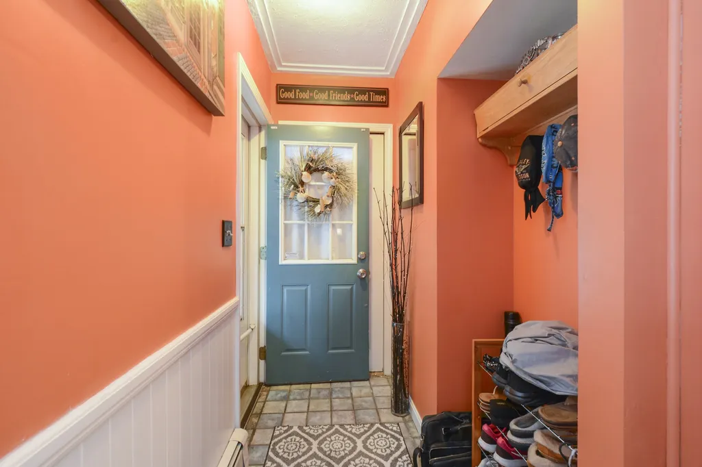 83 Sagamore Street Manchester NH 03104