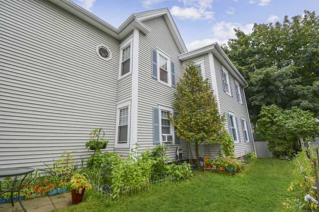 83 Sagamore Street Manchester NH 03104
