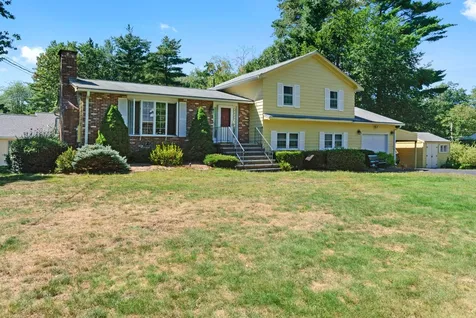 4 Tall Pine Lane Rochester NH 03867