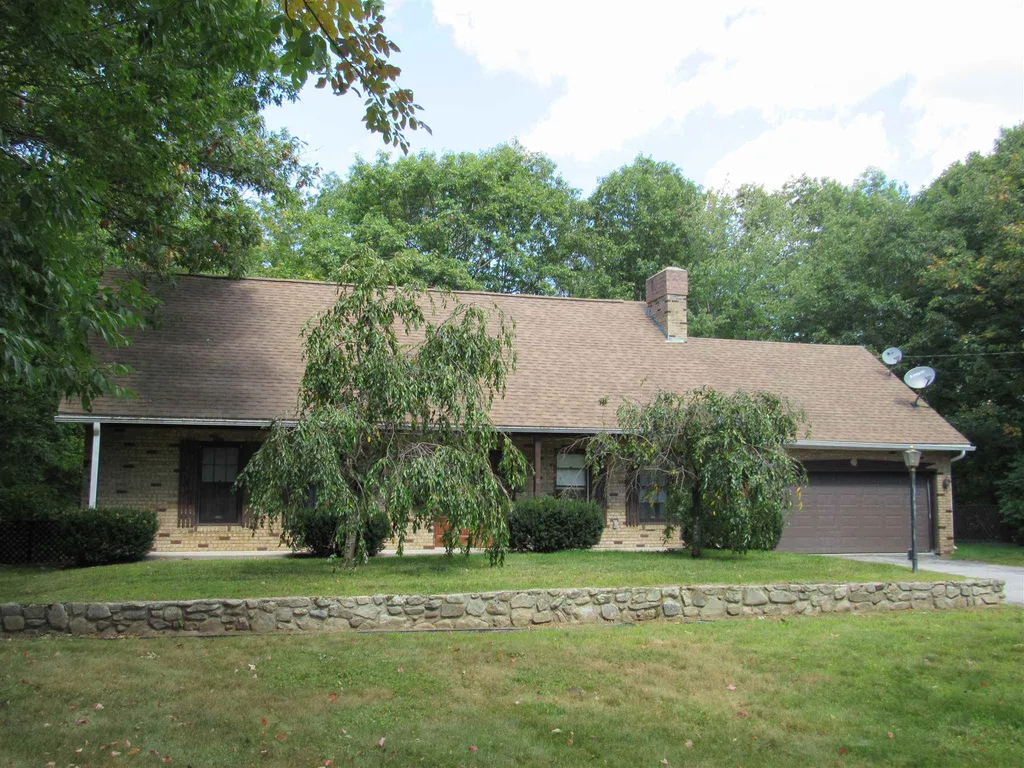 88 Lancaster Road Gorham NH 03581