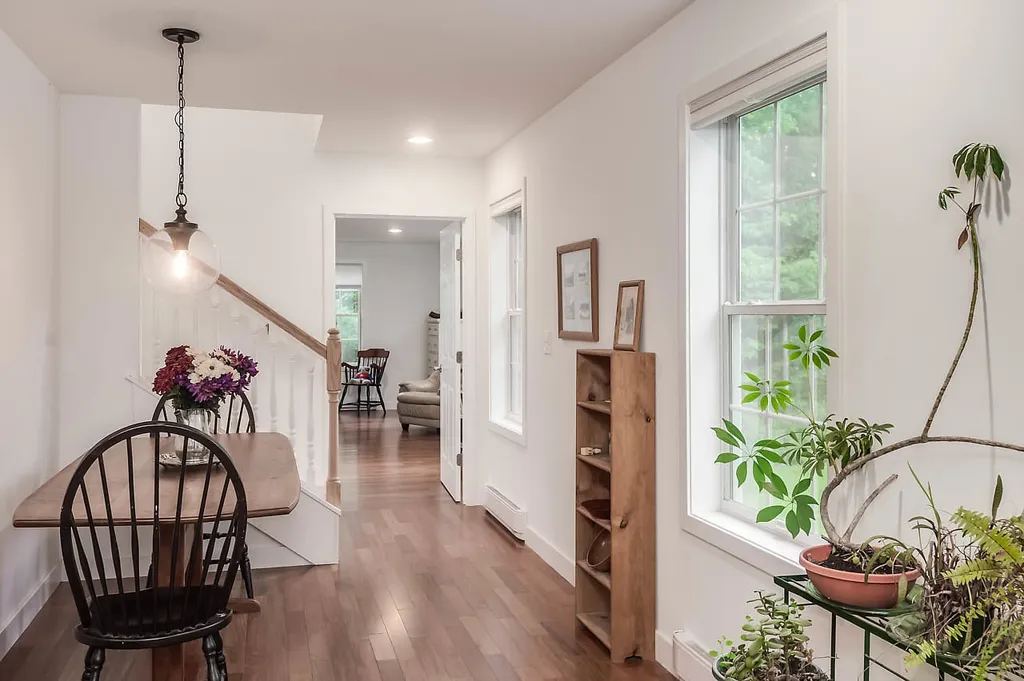 106 Hayes Road Madbury NH 03823