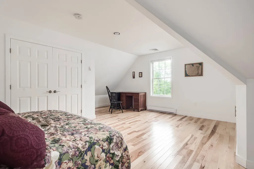 106 Hayes Road Madbury NH 03823