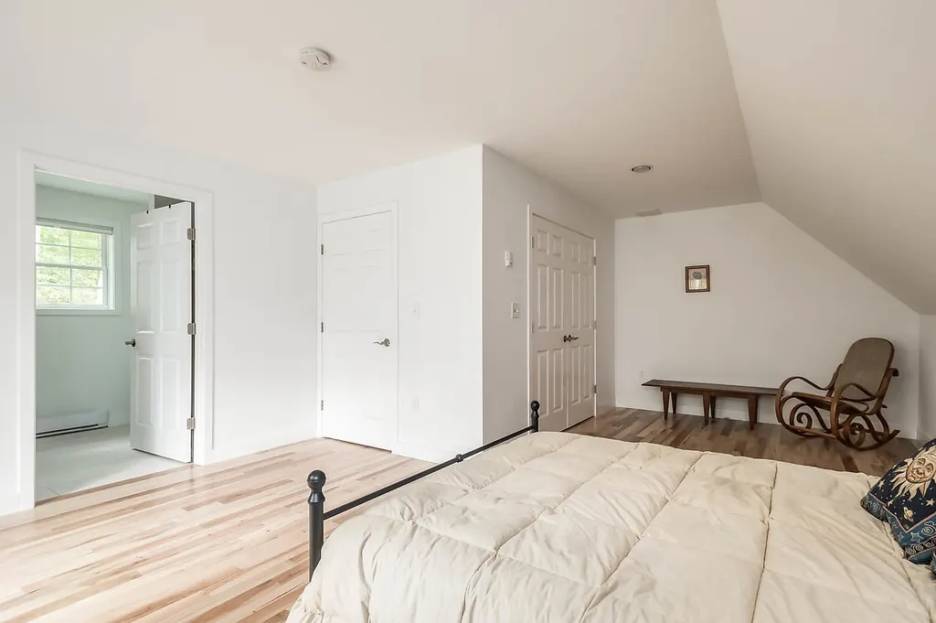 106 Hayes Road Madbury NH 03823