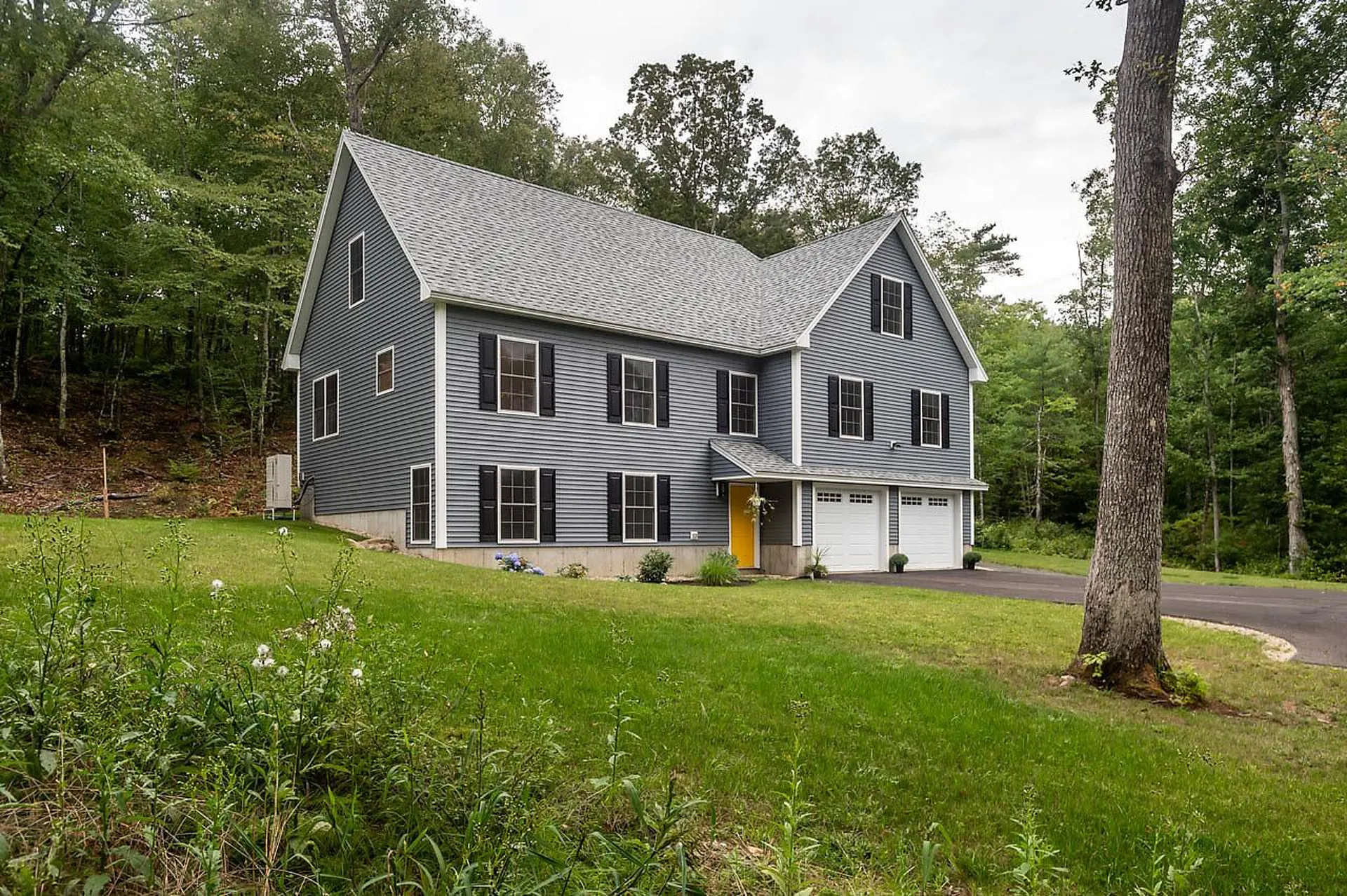 106 Hayes Road Madbury NH 03823