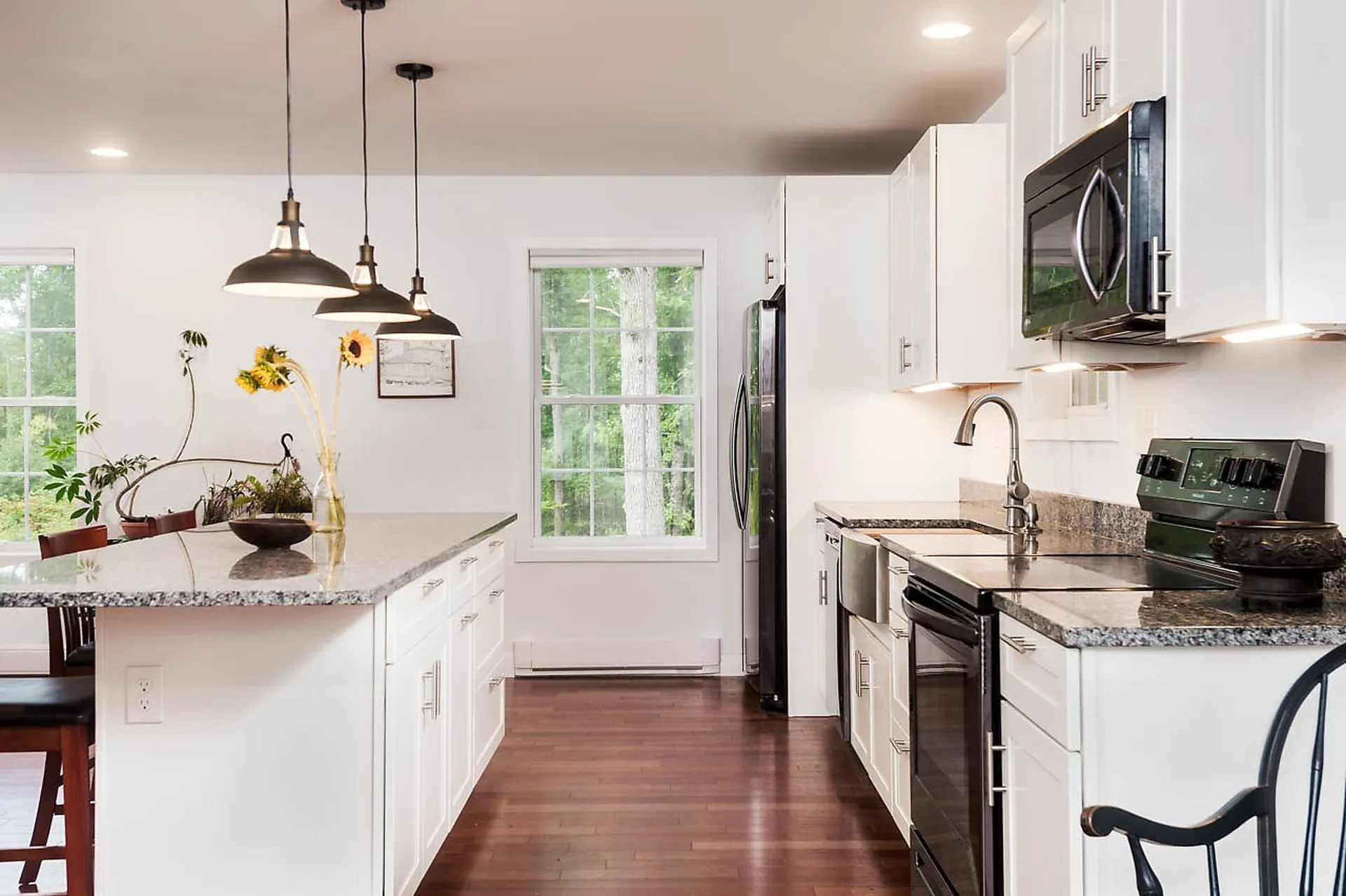 106 Hayes Road Madbury NH 03823